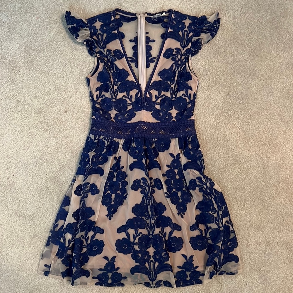 For love and lemons dress